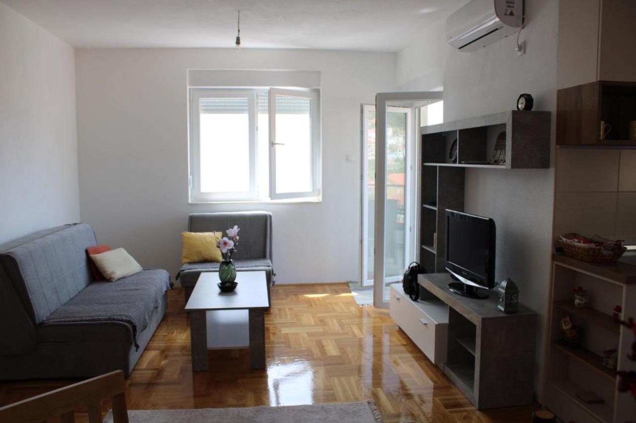 Apartman Sunny Day Τρέμπινιε Εξωτερικό φωτογραφία