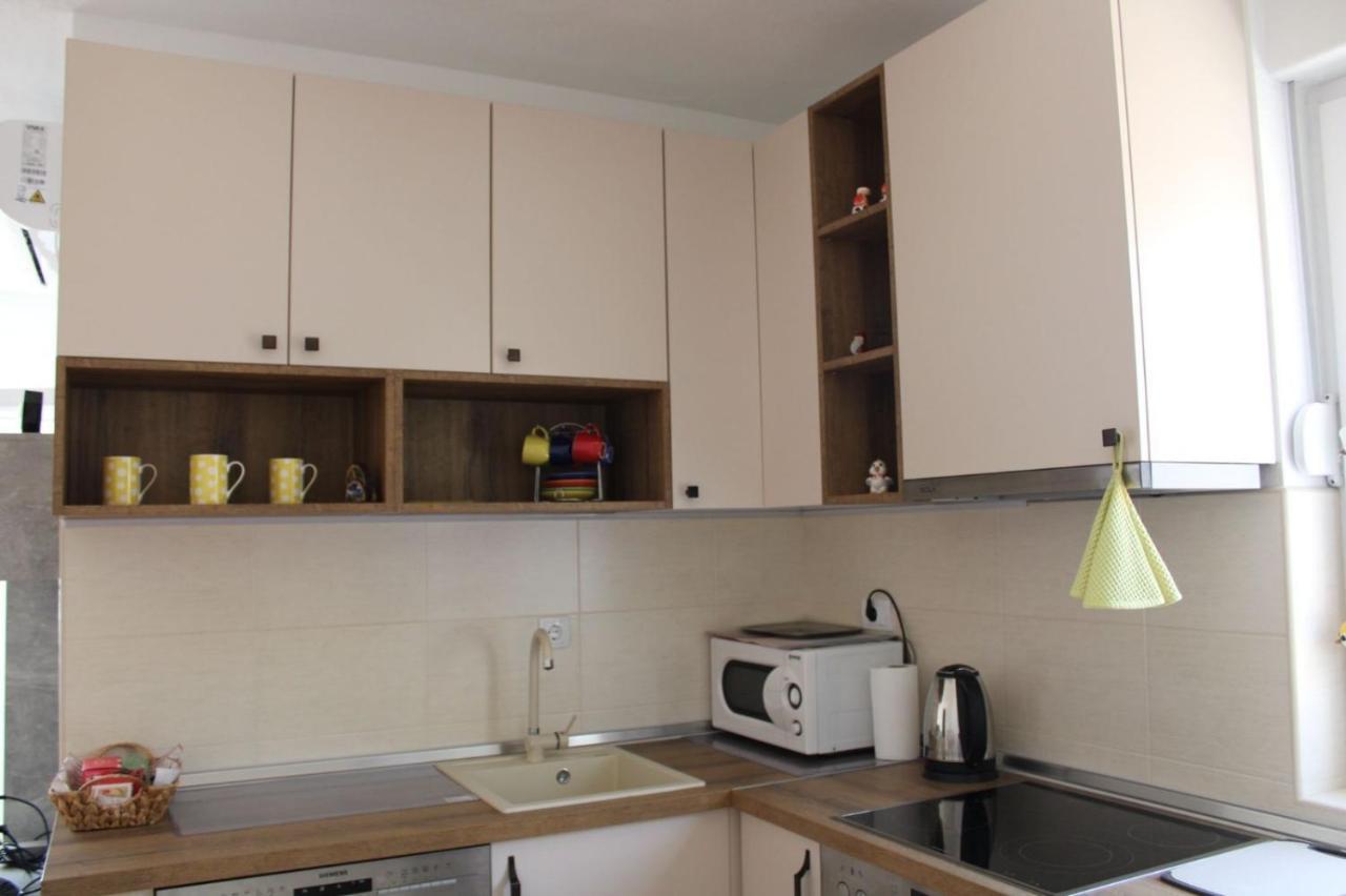 Apartman Sunny Day Τρέμπινιε Εξωτερικό φωτογραφία