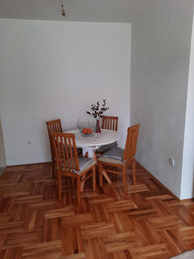 Apartman Sunny Day Τρέμπινιε Εξωτερικό φωτογραφία